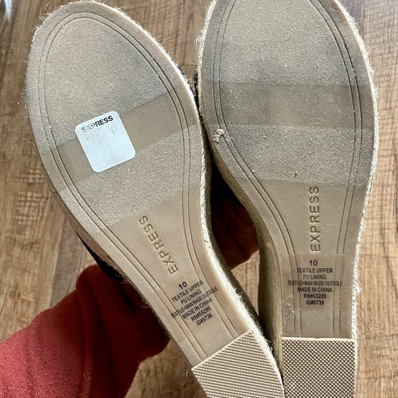 Express | Stretch Slide Wedge Sandals - Picture 5 of 7